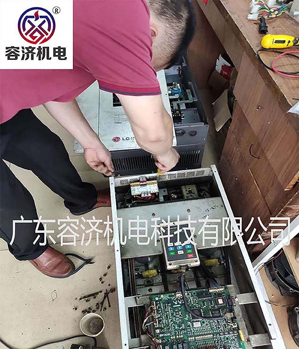 LG變頻器3.jpg LG變頻器3.jpg